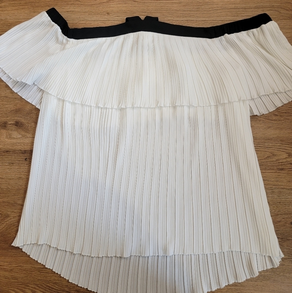 Womens White Off The Shoulder International Concepts Blouse Sz Medium - Picture 4 of 10